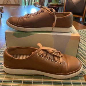 Vionic Leah Sneakers Size 8 M